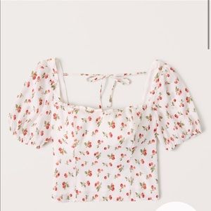 Cherry print Puff sleeve square neck top